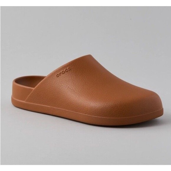 CROCS Shoes - 🔥🐊Crocs Dylan Clog Women’s 8 Cognac slip ons closed toe - EXCELLENT!!